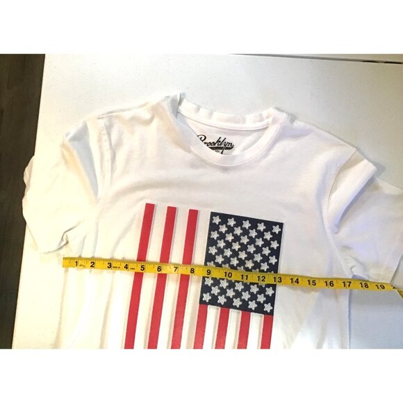 BROOKLYN CLOTH- MENS SHORT SLEEVE GRAPHIC T-SHIRT SIZE SMALL - Picture 5 of 6